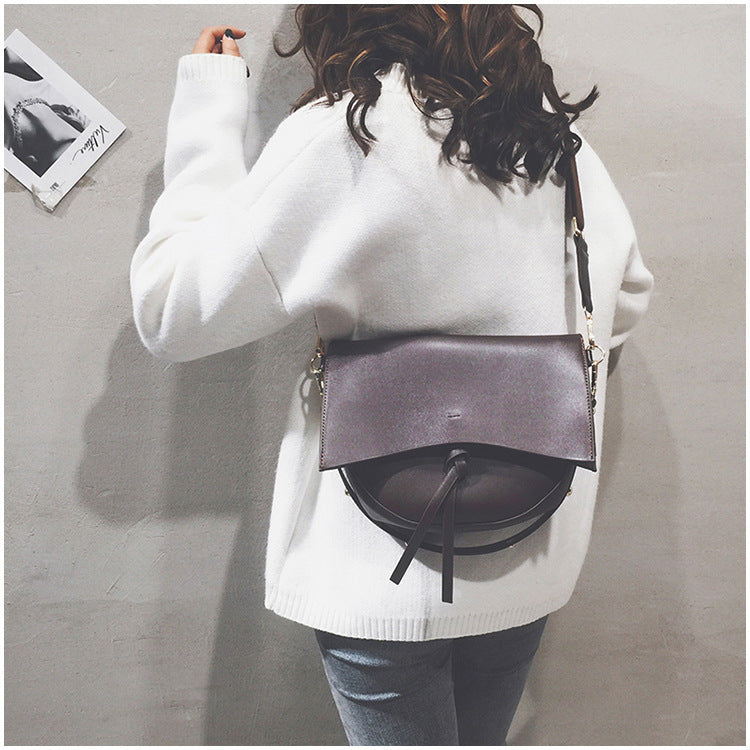 Women’s Retro Shoulder Bag – Stylish Broadband Messenger Bag