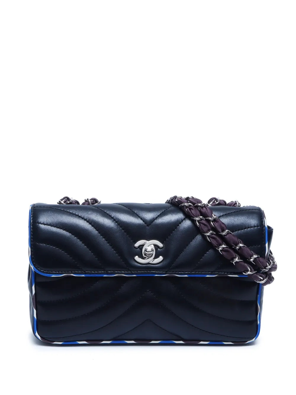 CHANEL 2004 2005 Classic Flap shoulder bag