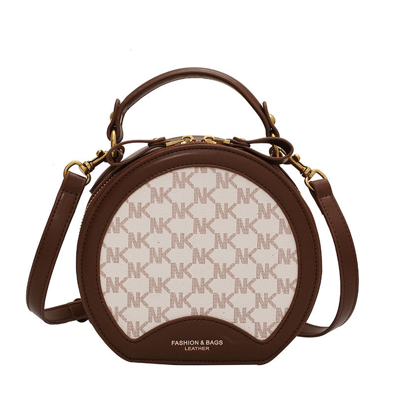 Trendy Letter Print Shoulder Bag for Women – Stylish & Unique