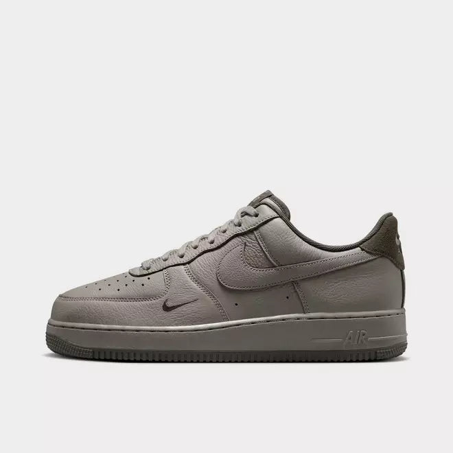 Men's Nike Air Force 1 '07 LV8 Casual Shoes
