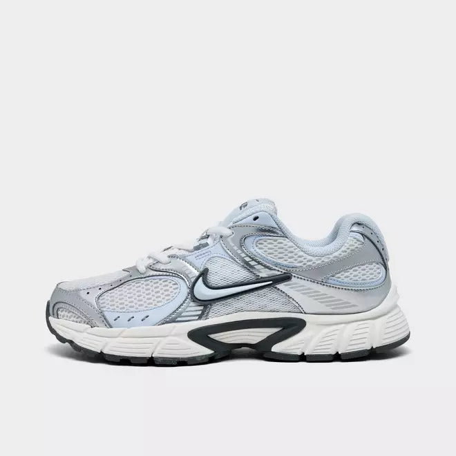 Women's Nike V5 RNR Casual Shoes