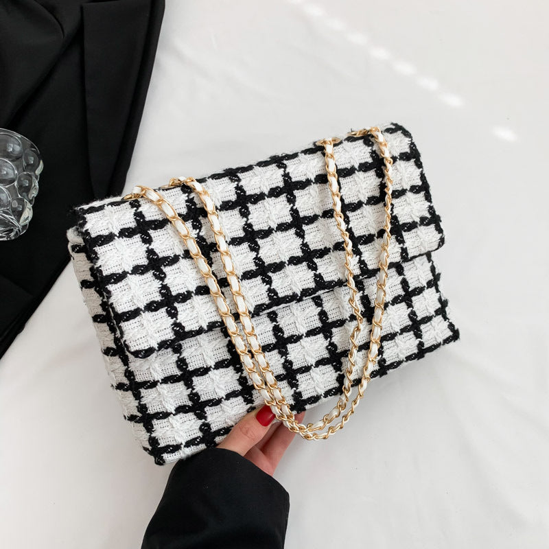 Women’s Autumn Check Pattern Shoulder Bag | Trendy Plaid Fashion Handbag