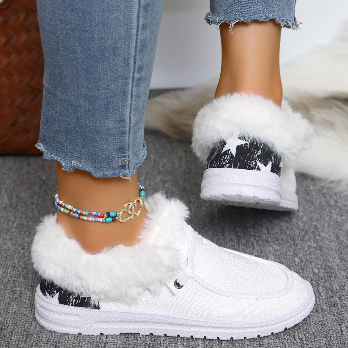 Women's Pumps Plus Size Flat Heel Furry Retro Casual Mom Shoes