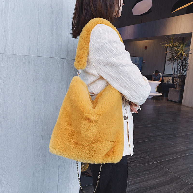 Women’s Plush Bag – Stylish Handbag for Everyday Use