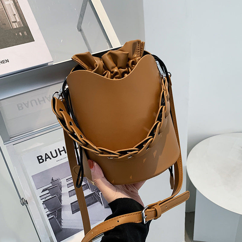 New Trend Design Sense Bag | Trendy Fashion Bucket Style Messenger