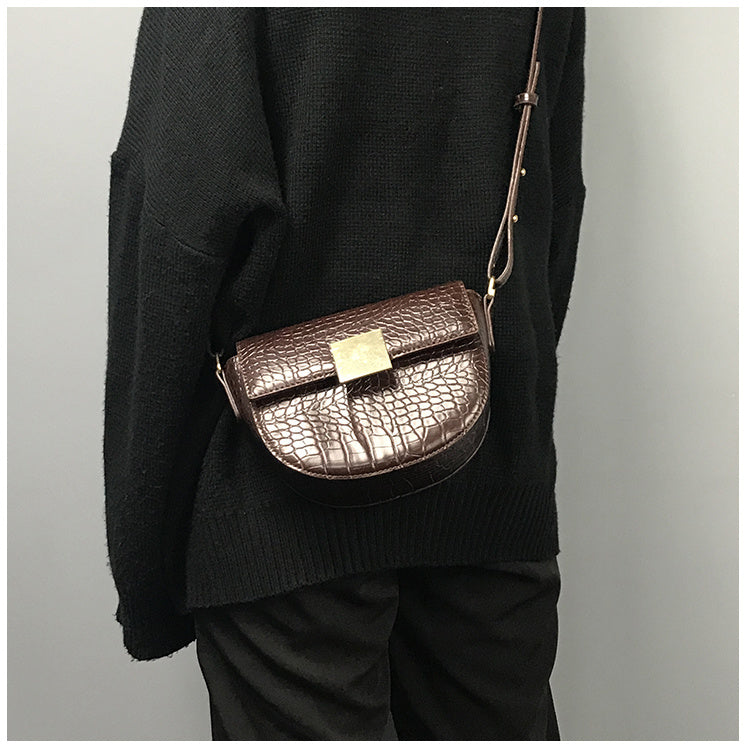 All-match Women's Messenger Bag – One-Shoulder Small Square Bag