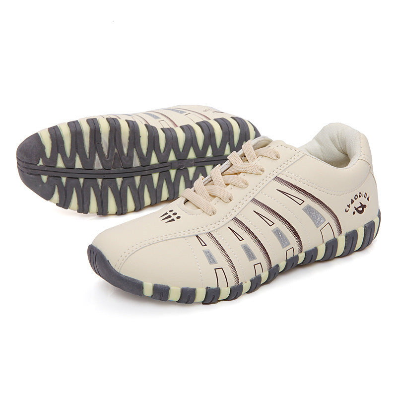 Women’s Flat Bottom Outdoor Shoes – Low-Top Comfortable & Breathable