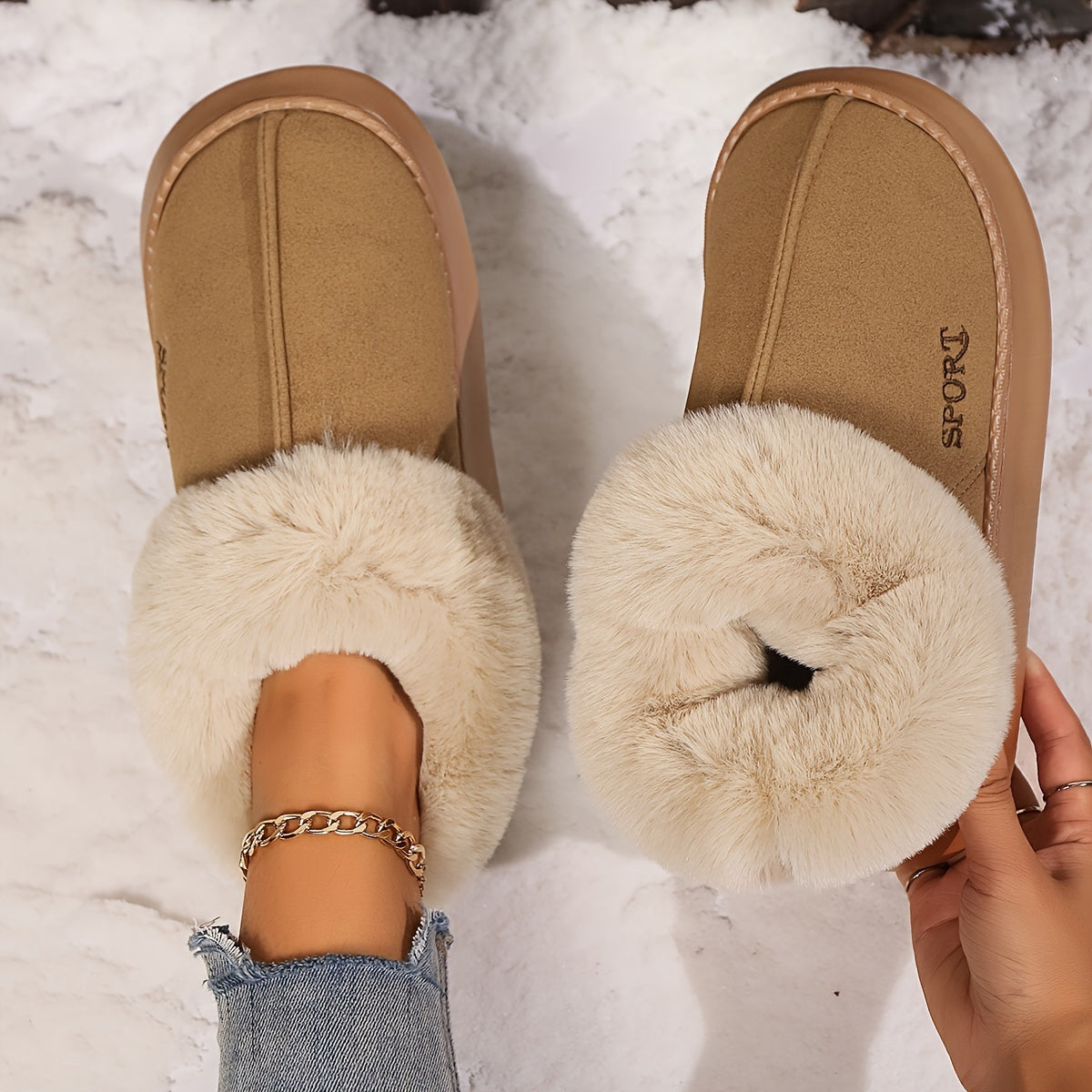 Women’s Cozy Plush Slippers – Faux Fur Lining & Non-Slip Platform Design