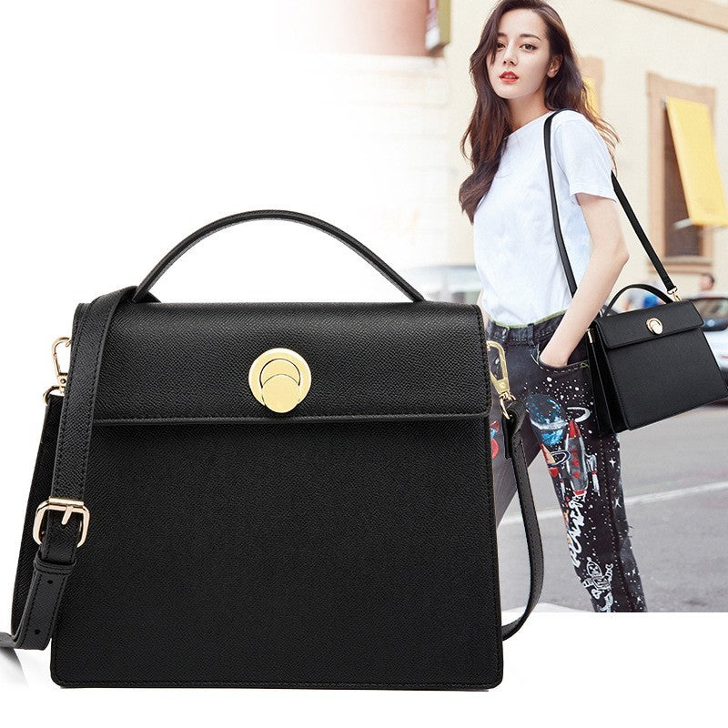 Korean classic single shoulder messenger small square bag