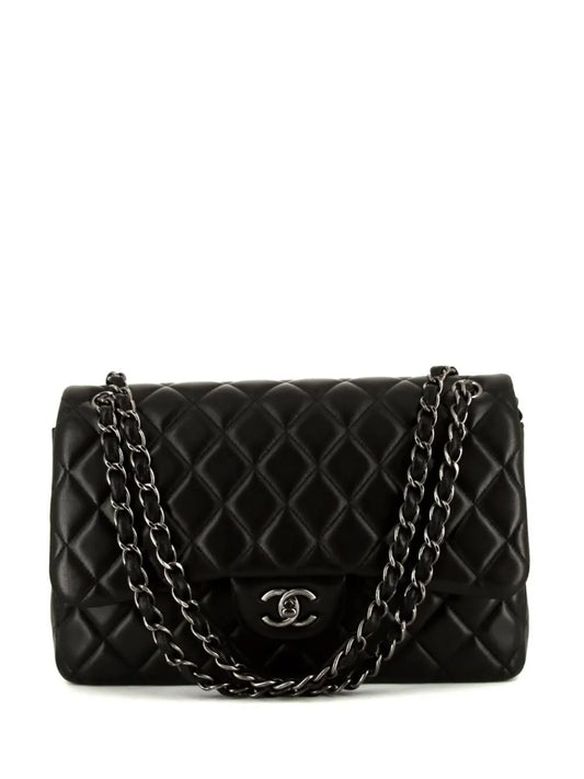 CHANEL jumbo Timeless shoulder bag