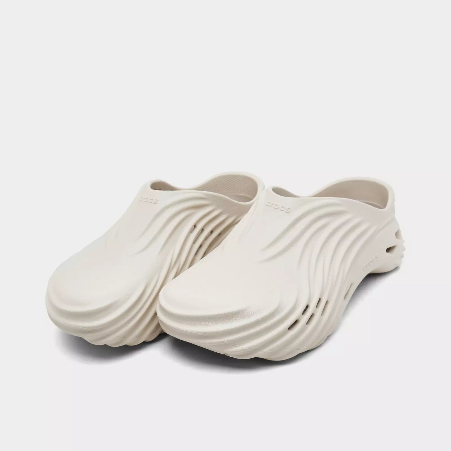 Men's Crocs Echo Wave Clog Shoes