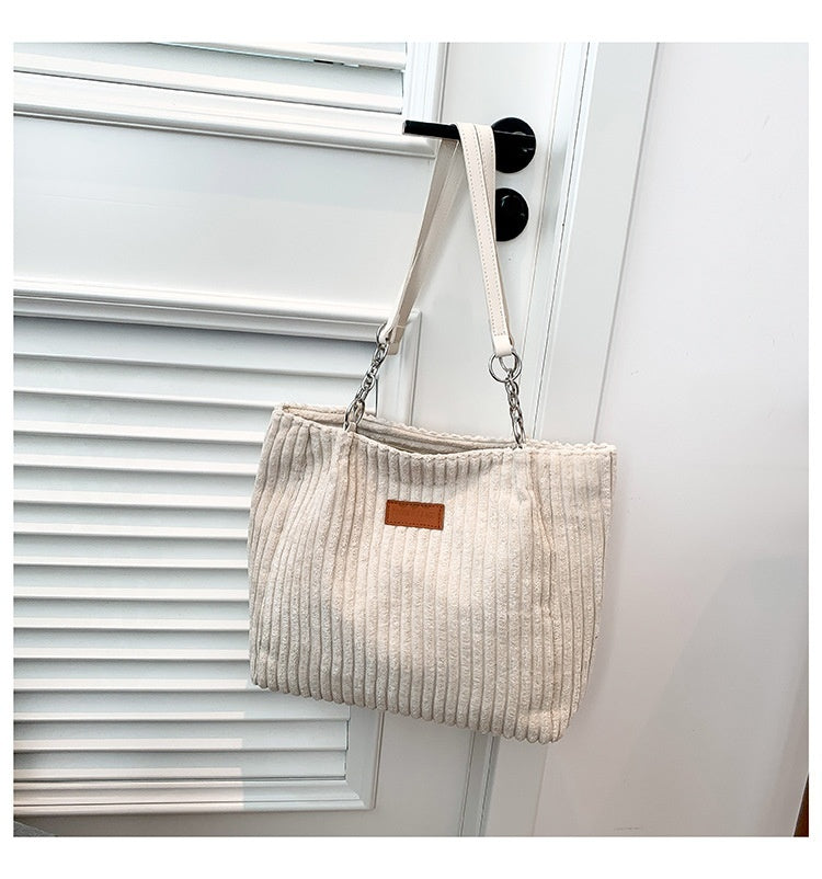 Women’s Large Capacity Tote – Autumn and Winter Fashion Bag