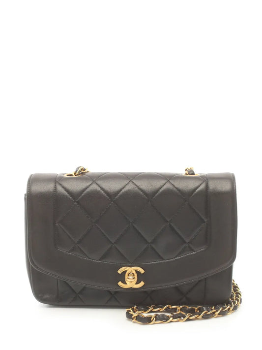 CHANEL 1994 1996 Diana shoulder bag
