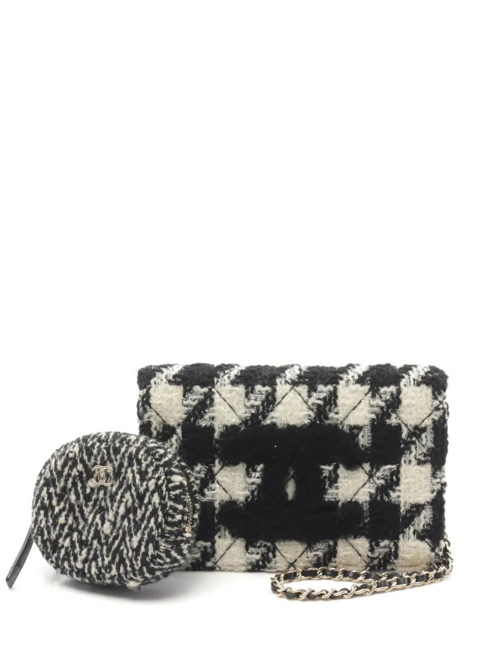 CHANEL 2019 houndstooth tweed shoulder bag