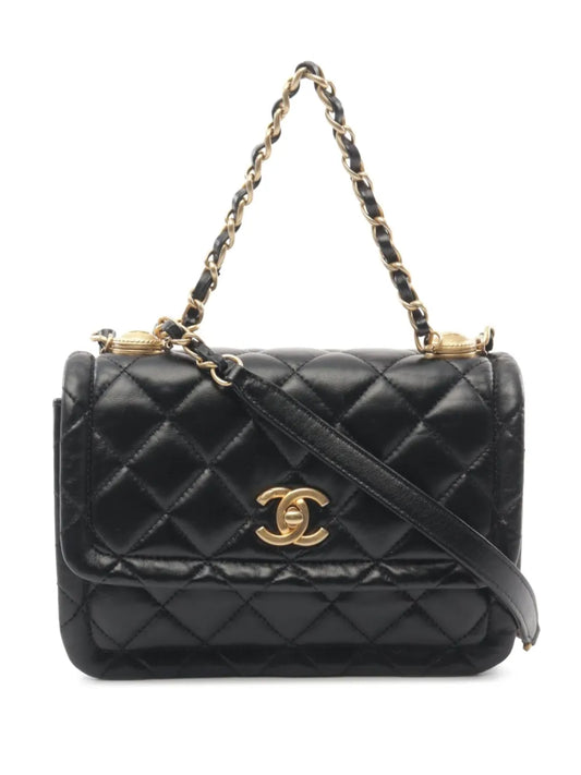 CHANEL 2020 2021 diamond quilted shoulder bag