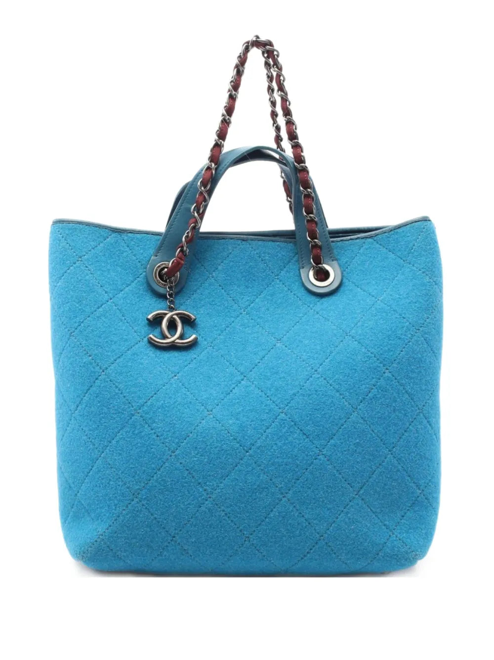 CHANEL 2011 Matelassé shoulder bag