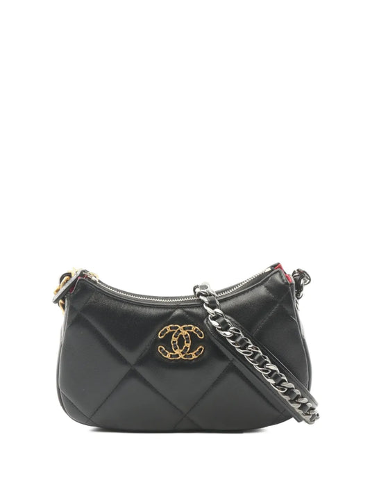 CHANEL 2021 19 Matelasse shoulder bag