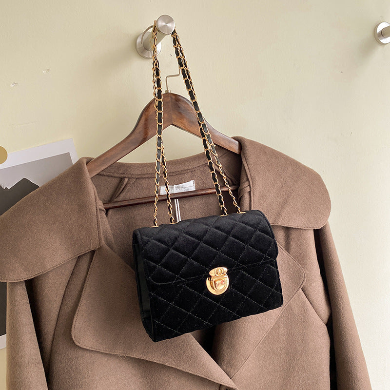 Women's Diamond Chain Shoulder Bag – Pure Color Textured Fashion Handbag