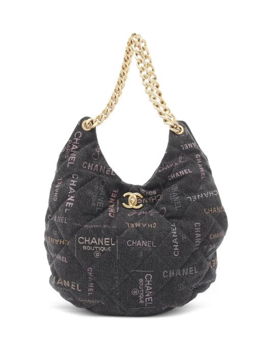 CHANEL 2021 Matelasse shoulder bag