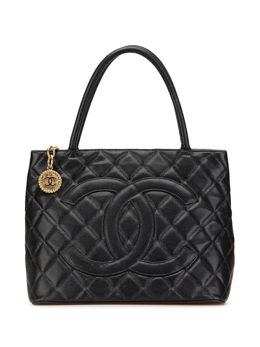 CHANEL 2004 2005 Caviar Medallion tote bag