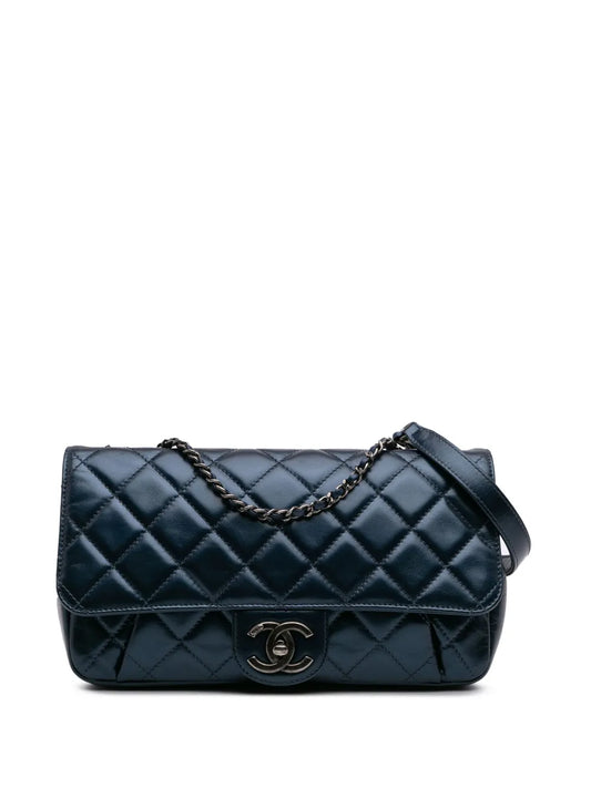 CHANEL 2016 2017 Quilted Glazed Calfskin Coco Pleats Flap crossbody bag