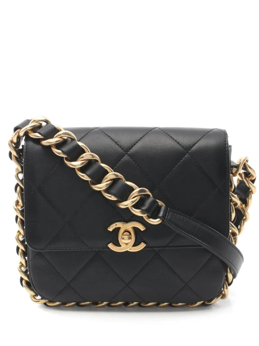 CHANEL 2021s small Flap shoulder bag