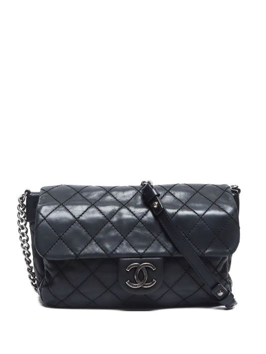 CHANEL 2012 2013 Wilde shoulder bag