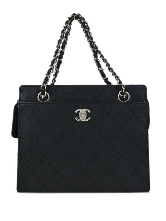 CHANEL 1998 quilted shoulder bag