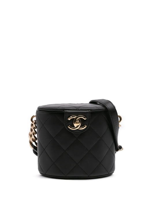 CHANEL 2019 Mini Lambskin Elegant Chain Vanity Case crossbody bag