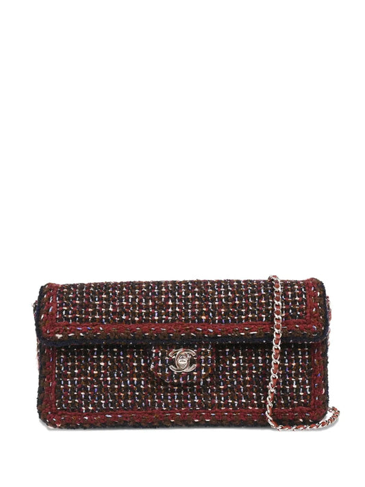 CHANEL 2002 East West shoulder bag