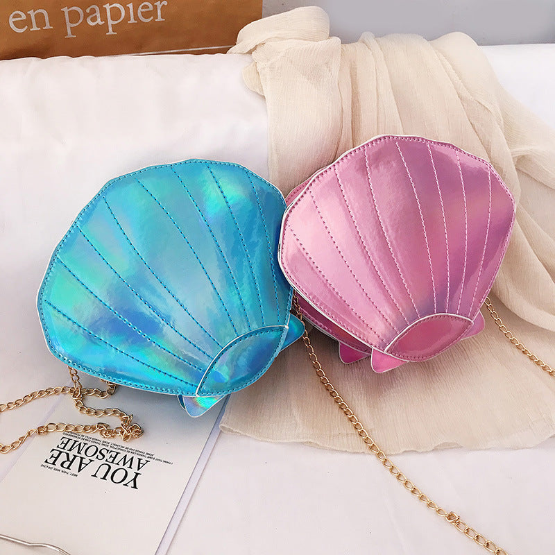 Laser shell diagonal shoulder chain bag