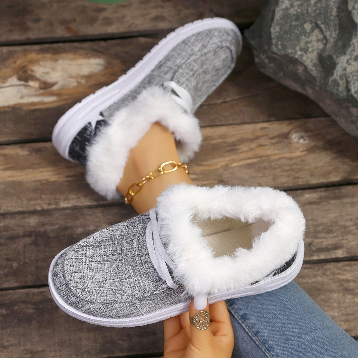Women's Pumps Plus Size Flat Heel Furry Retro Casual Mom Shoes