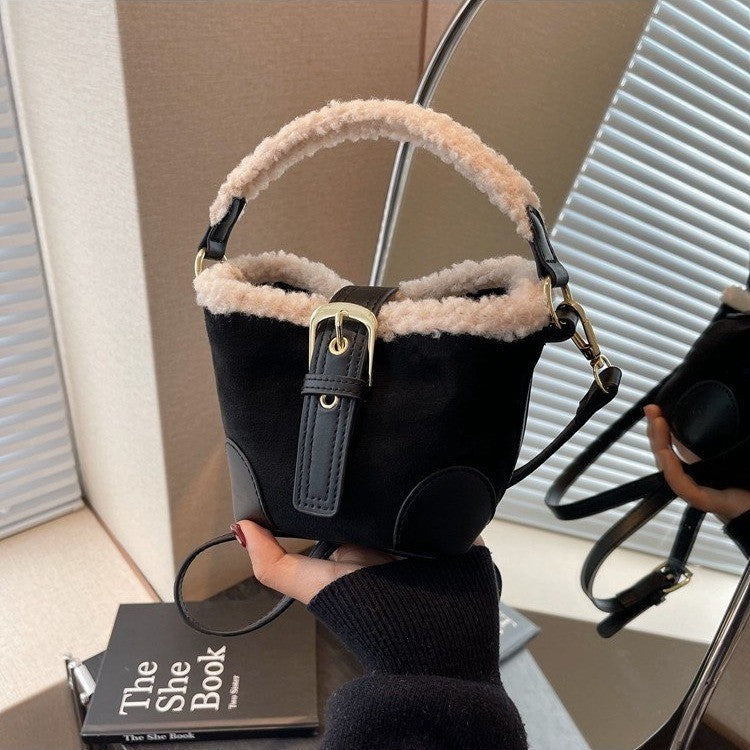 Women’s Plush Crossbody Bag – Casual Retro Shoulder Handbag