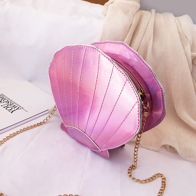 Laser shell diagonal shoulder chain bag