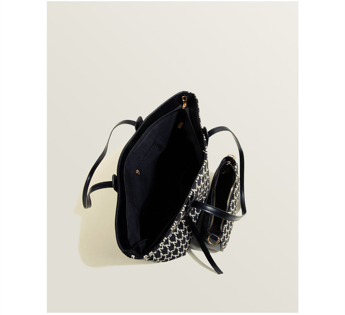 Large Capacity Fashion Tote Bag | Trendy Underarm Shoulder Bag for Women