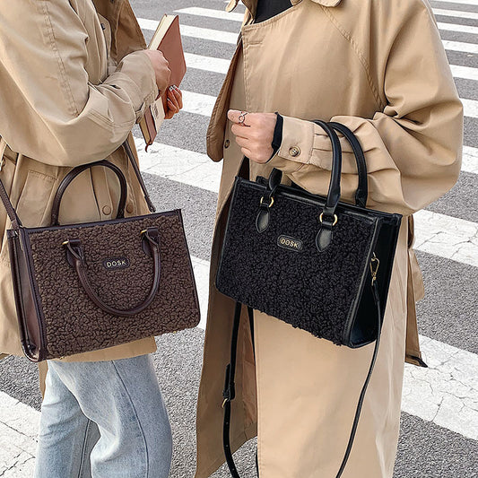 Women's Winter Lamb Wool Handbag – Solid Color PU Small Square Shoulder Bag