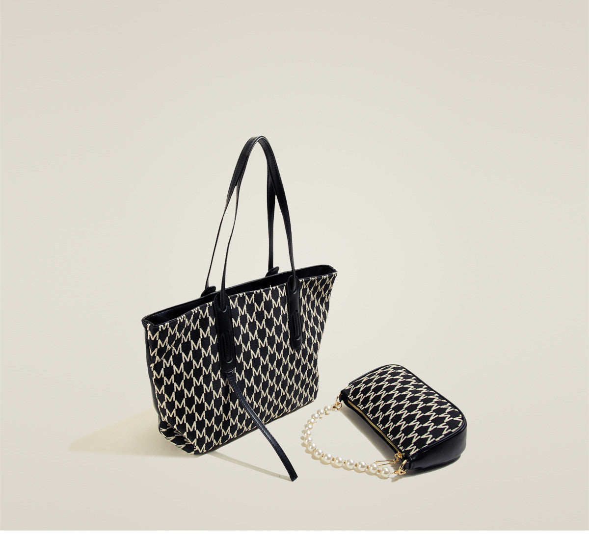 Large Capacity Fashion Tote Bag | Trendy Underarm Shoulder Bag for Women