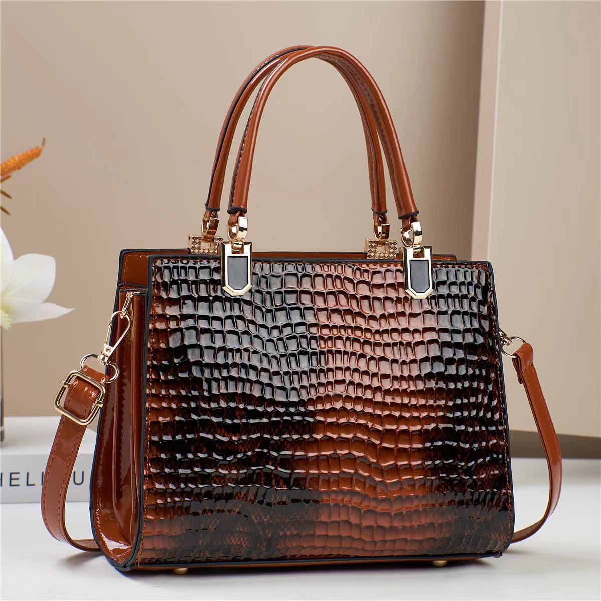 Large Capacity New Hand-carrying Women's Texture One Shoulder Mom Bag