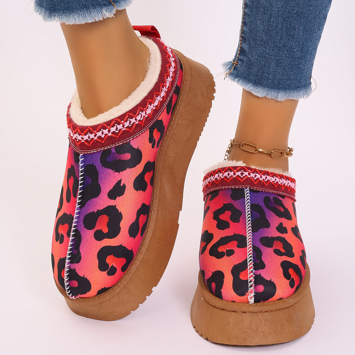Women’s Christmas Print Ankle Boots – Plush Lined Slip-On Winter Shoes