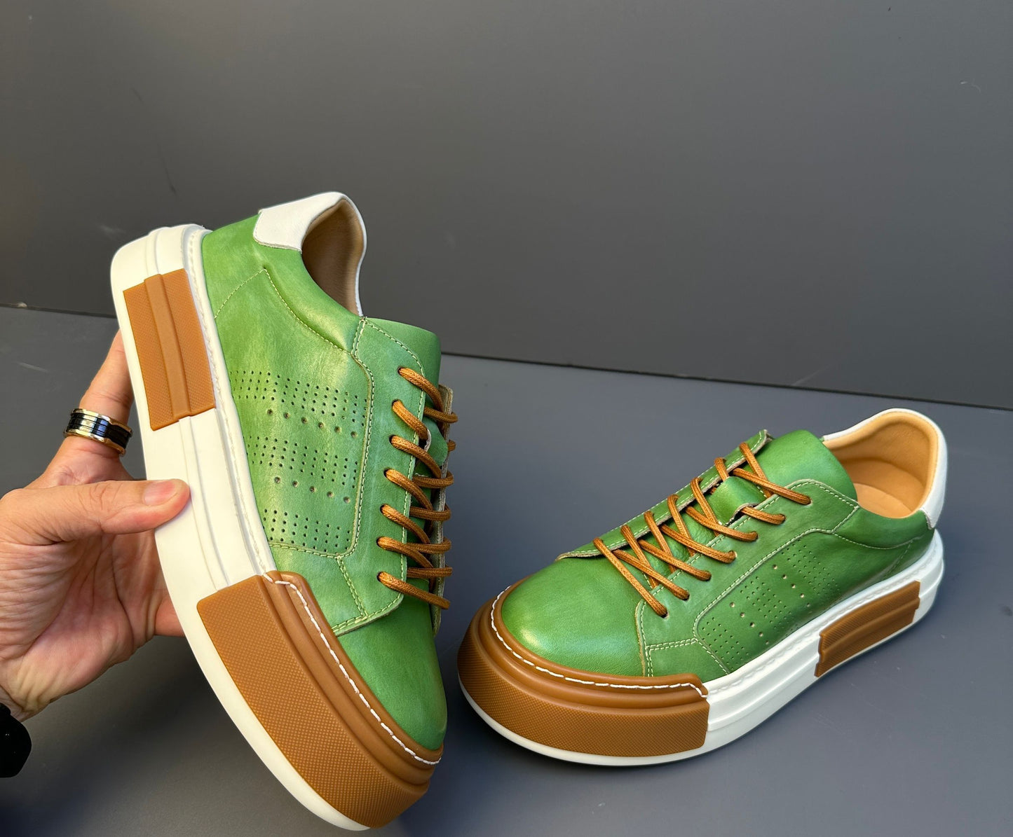 Men’s Casual Leather Sneakers – Soft, Breathable & Genuine Leather