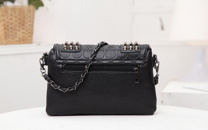 Women’s Black Leather Messenger Bag – Vintage Skull Rivet Shoulder Bag