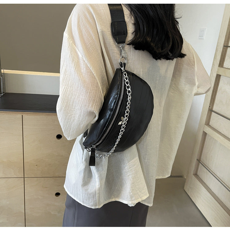 Women’s Silver Handbag – This Year’s Popular Summer Trend Bag