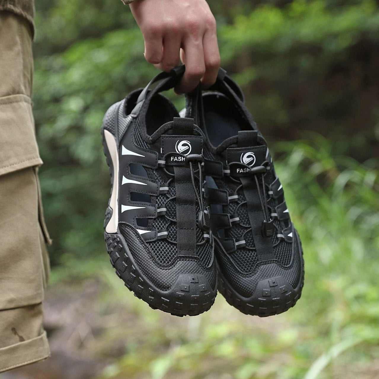 Men’s Outdoor Upstream Shoes – Quick Dry, Large Mesh, Breathable