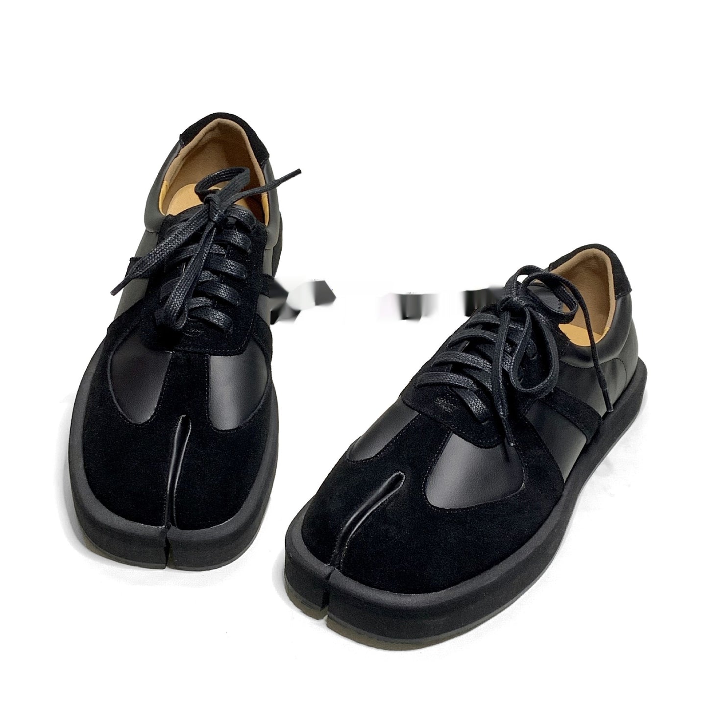 Men’s & Women’s Split Toe Training Shoes – Gray/White-Black Ninja Sneakers