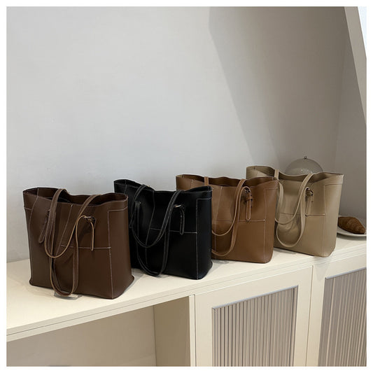 Women’s Underarm Handbag – Simple Large Capacity Commuter Bag