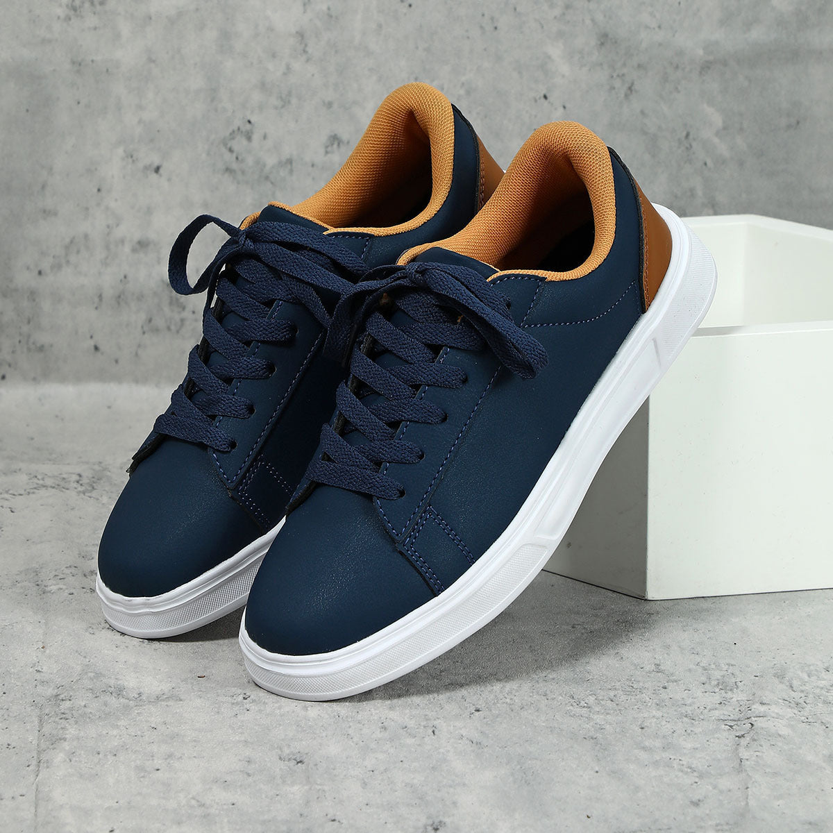 Men’s Platform Skateboard Sneakers – Casual Flat Street Shoes