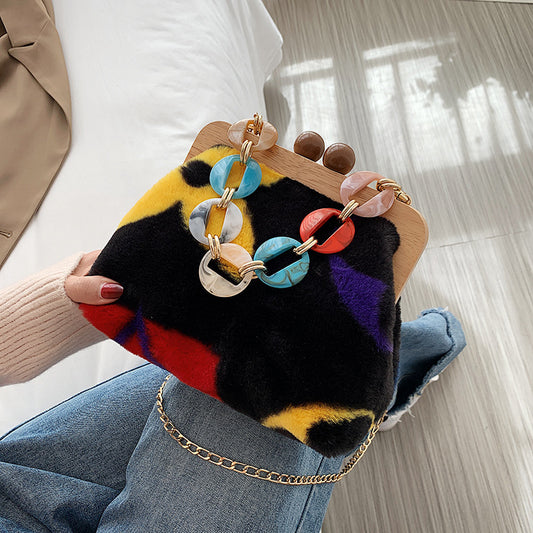 Stylish Plush Bucket Bag | Ladies Personality Lock Purse with Wood Clip