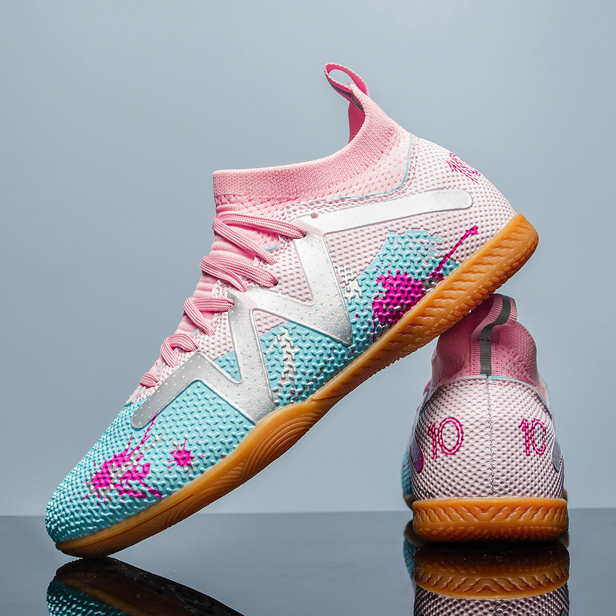 Men’s Football Flat Shoes – Plus Size Youth Sports Sneakers