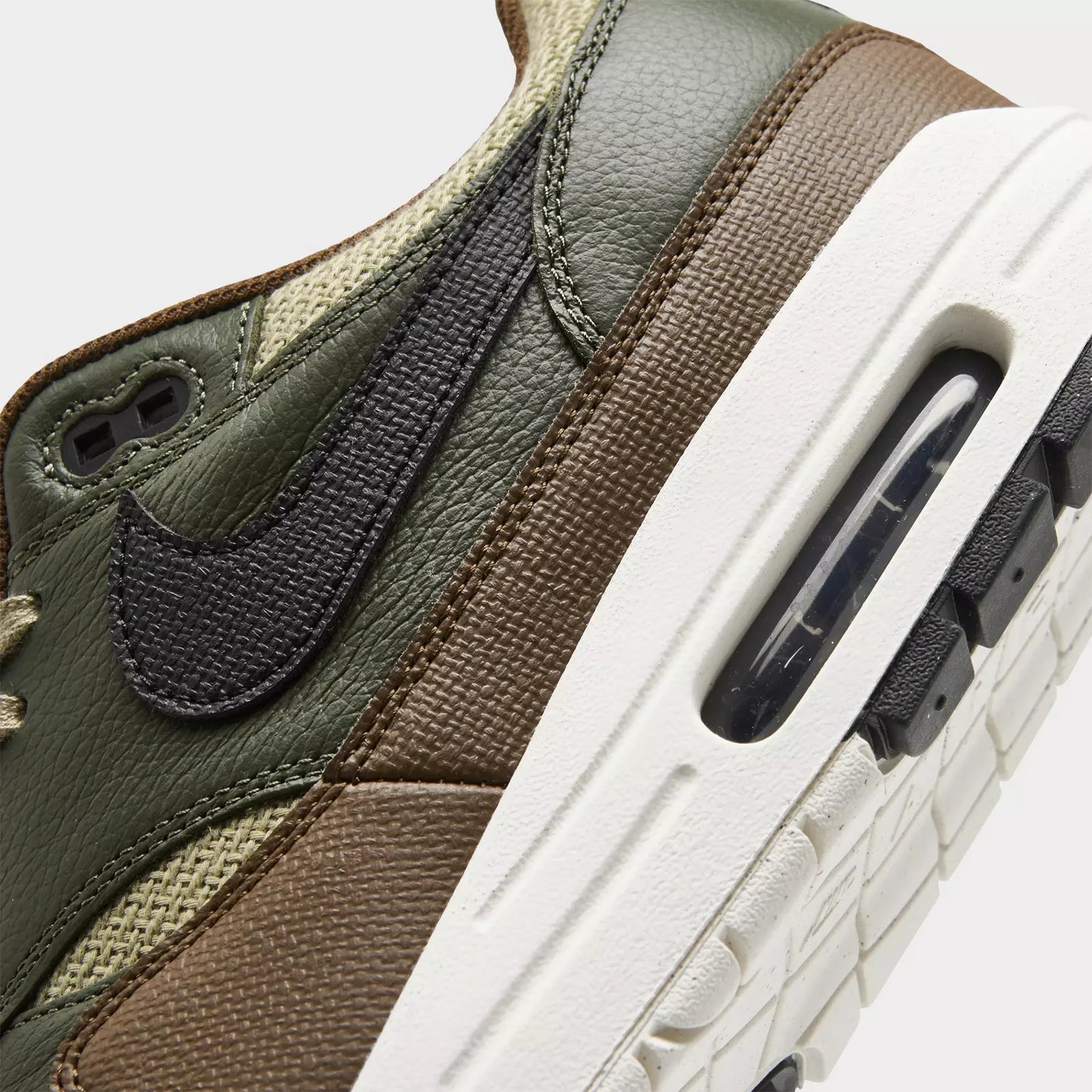 Men's Nike Air Max 1 Essential Premium Casual Shoes