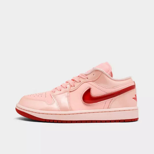 Women's Air Jordan 1 Low SE Casual Shoes